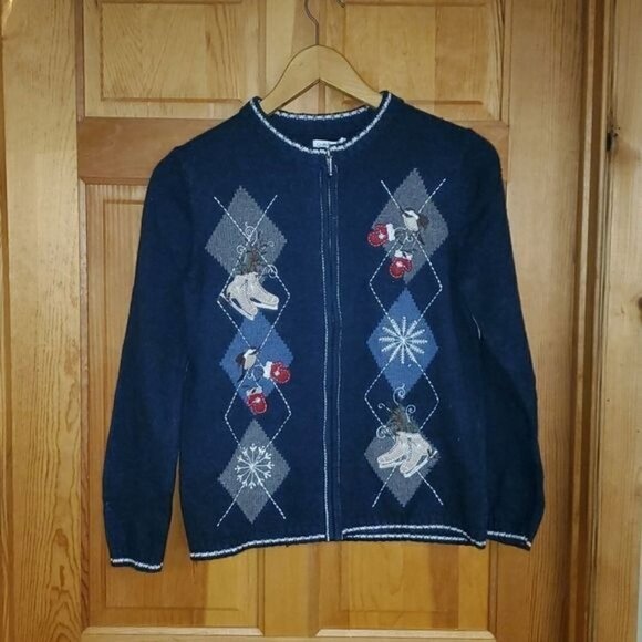 Croft & Barrow Holiday Embroider Ice Skates, Mitten Theme Full Zip Sz M Cardigan - Picture 5 of 12